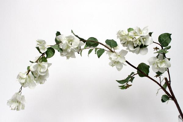 Crenguta cu flori artificiale albe de Bougainvillea 120 cm HO