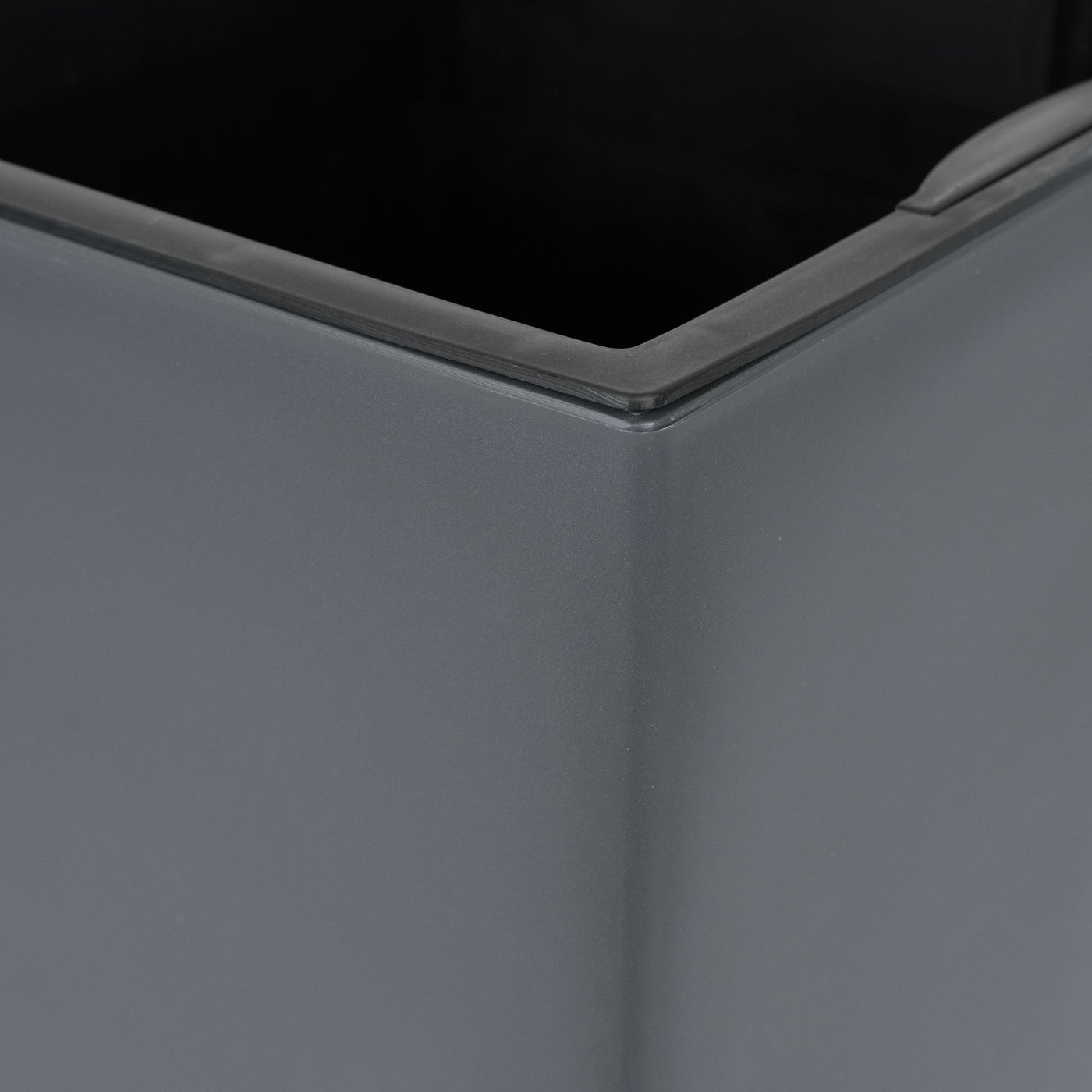 Ghiveci inteligent H66x36x36 cm cu set complet udare Cubico antracit mat