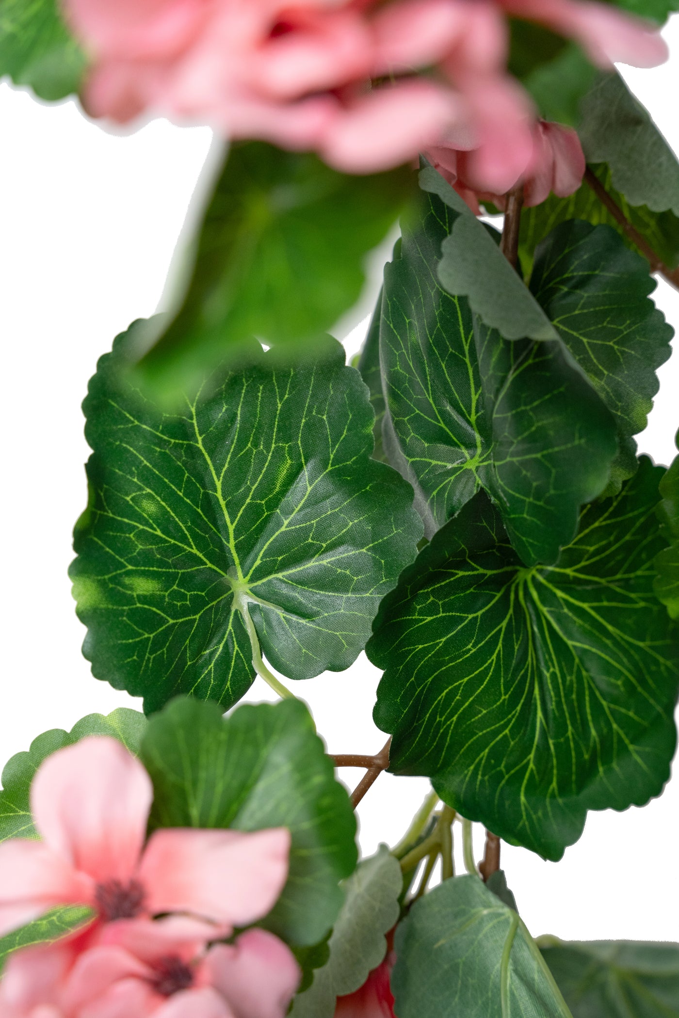 Muscata artificiala curgatoare 170cm cu 130 frunze verde si 33 flori roz