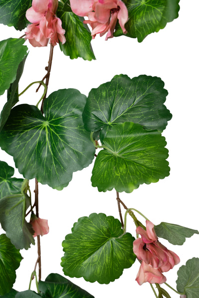 Muscata artificiala curgatoare 170cm cu 130 frunze verde si 33 flori roz