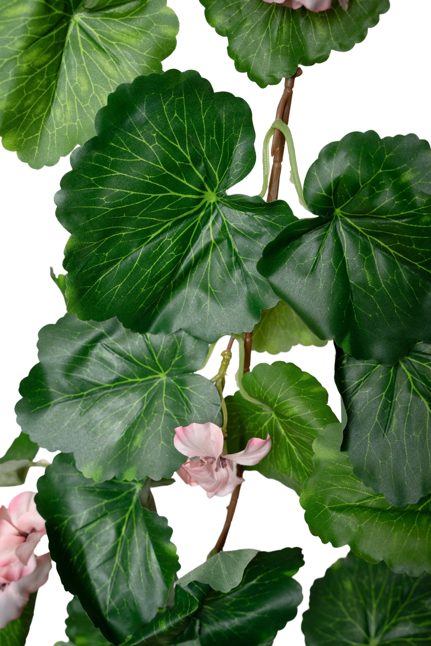 Muscata artificiala curgatoare 170cm cu 130 frunze verde si 33 flori roz deschis